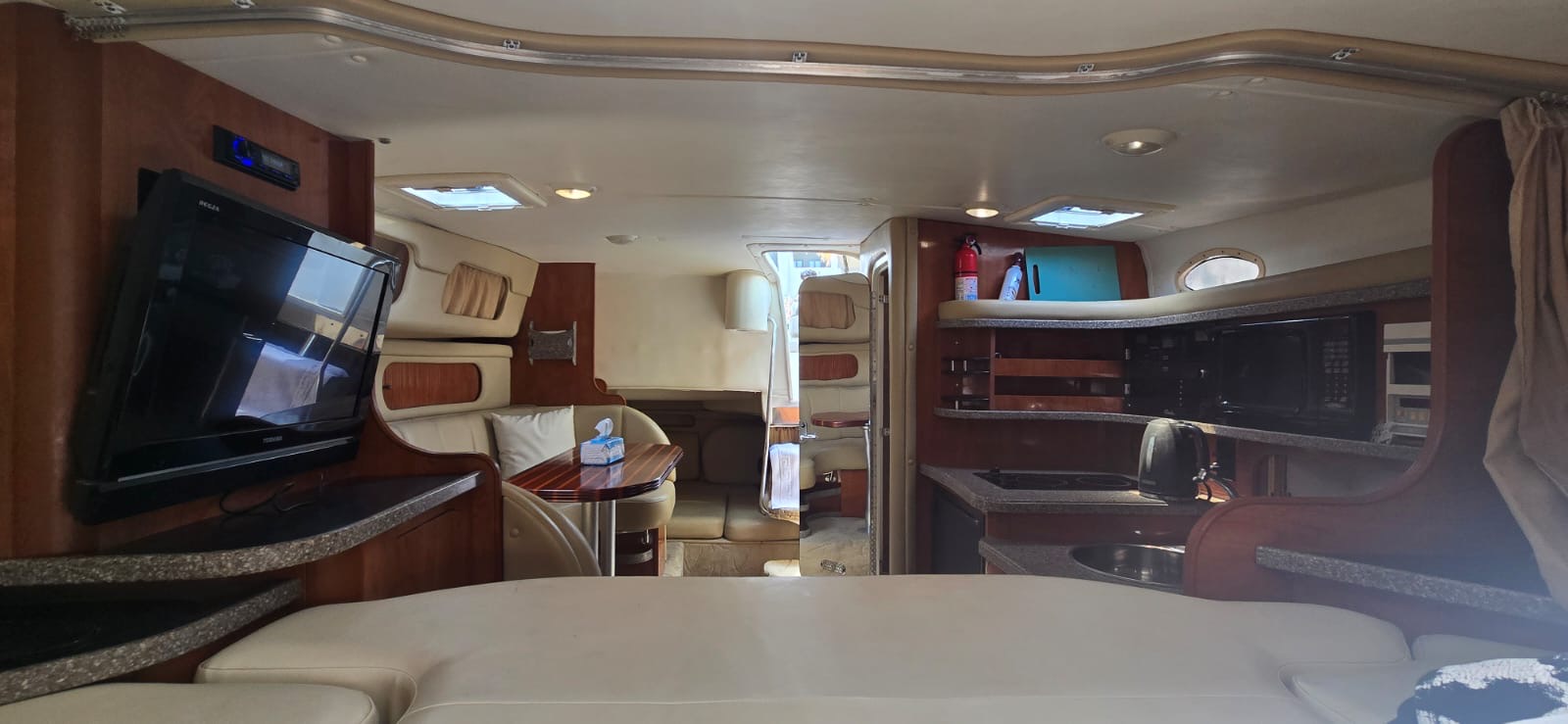 Cabin & galley